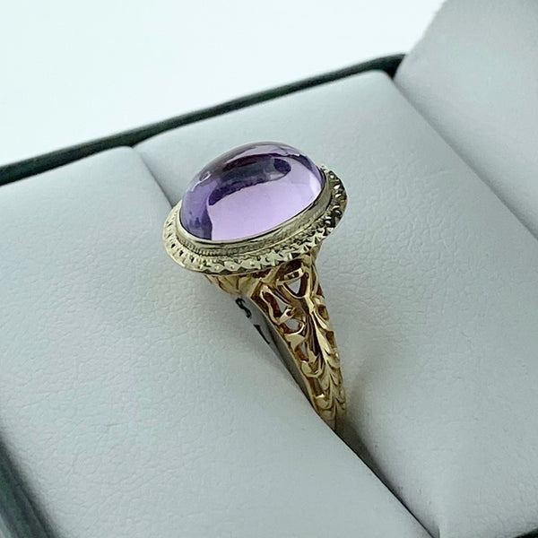 Cabochon Amethyst Ring