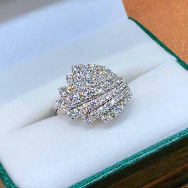 Elegant Diamond Ring
